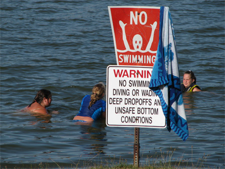 no-swimming (72k image)