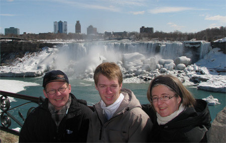 web-oss-3+Niagarafallene (45k image)